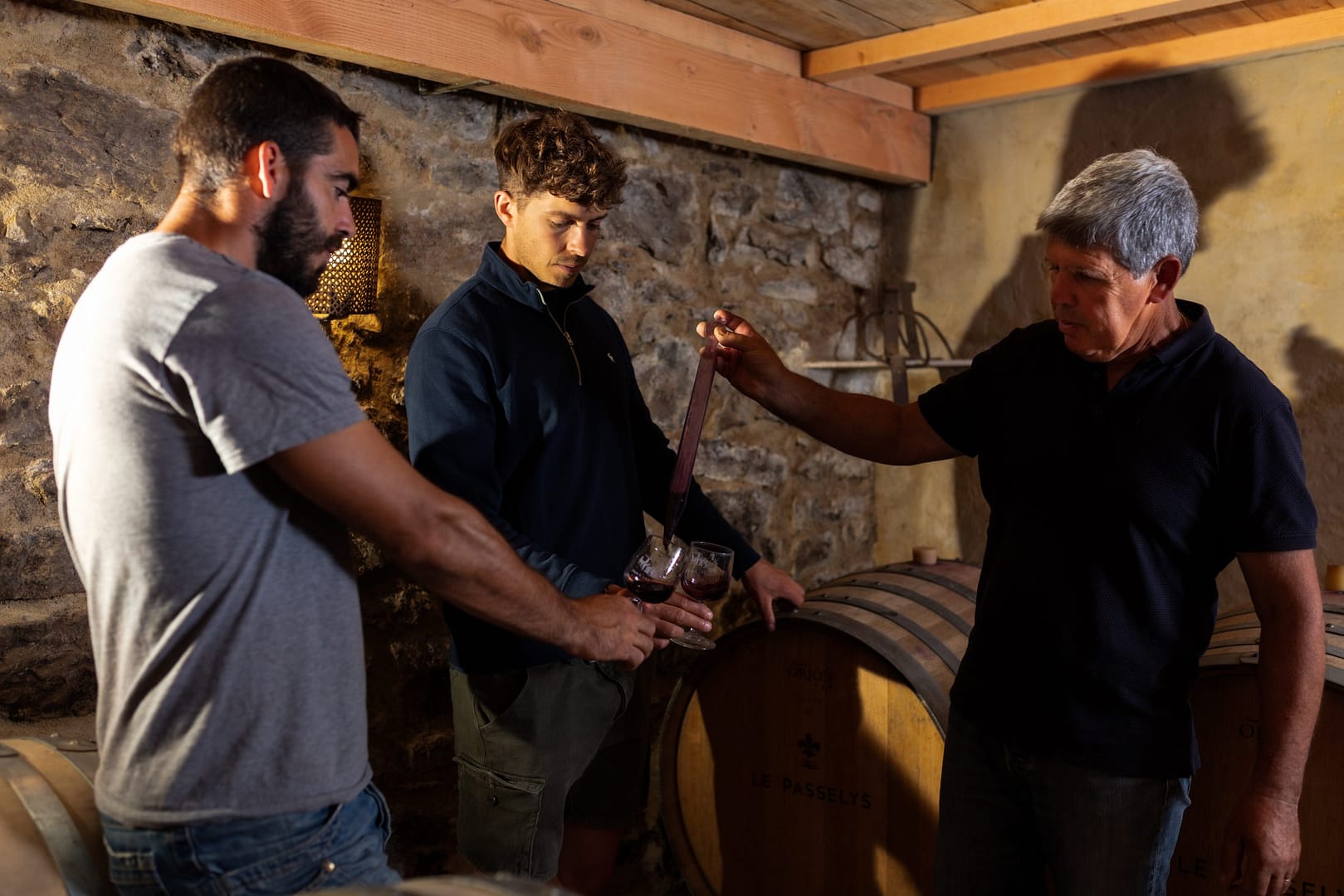 58676 0216 Domaine le passelys douelle Lot Cave a barrique 2 scaled